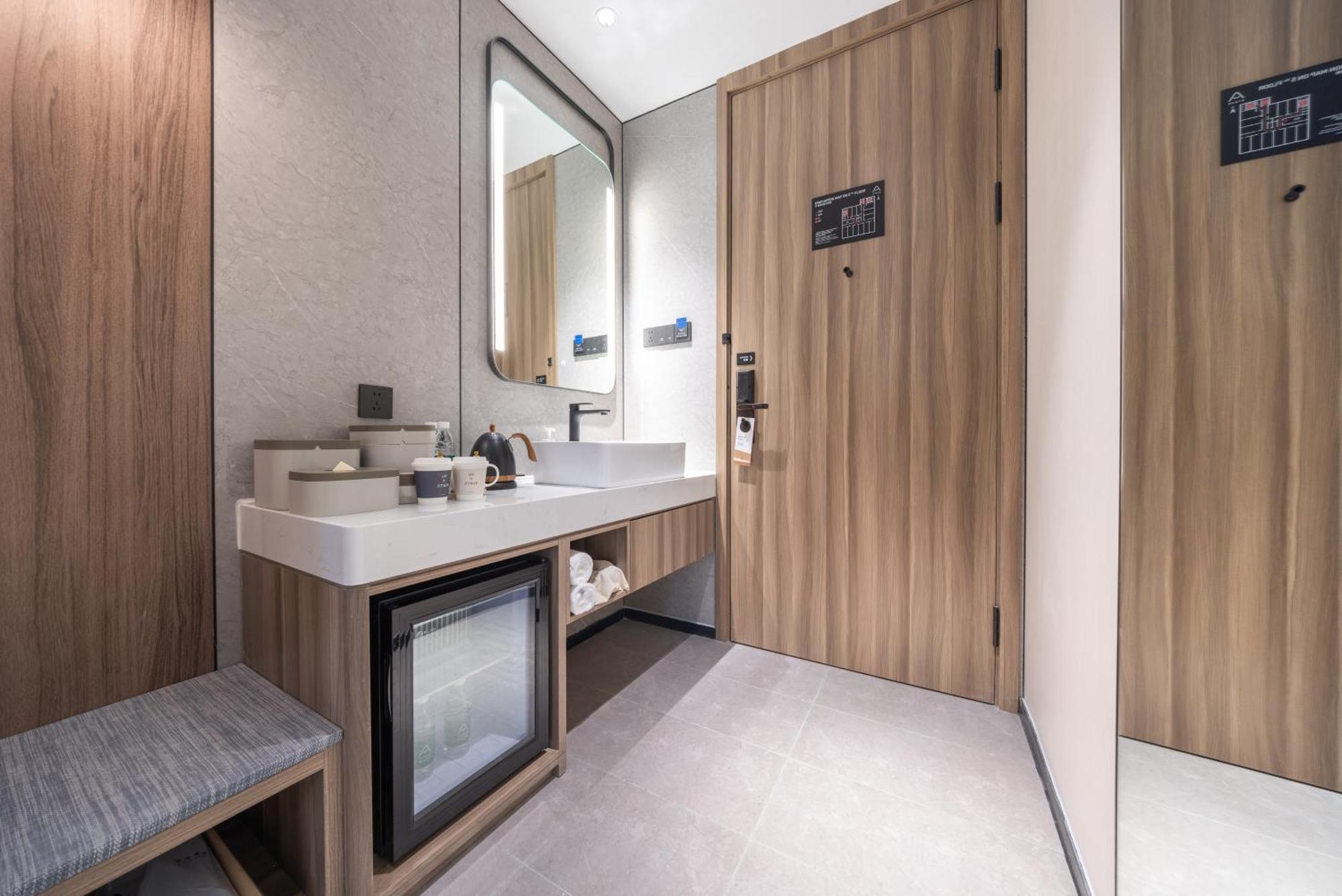 Atour X Hotel The Bund East Nanjing Road Şanghay Dış mekan fotoğraf